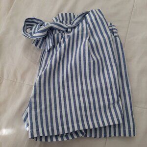 Trashbag waist shorts